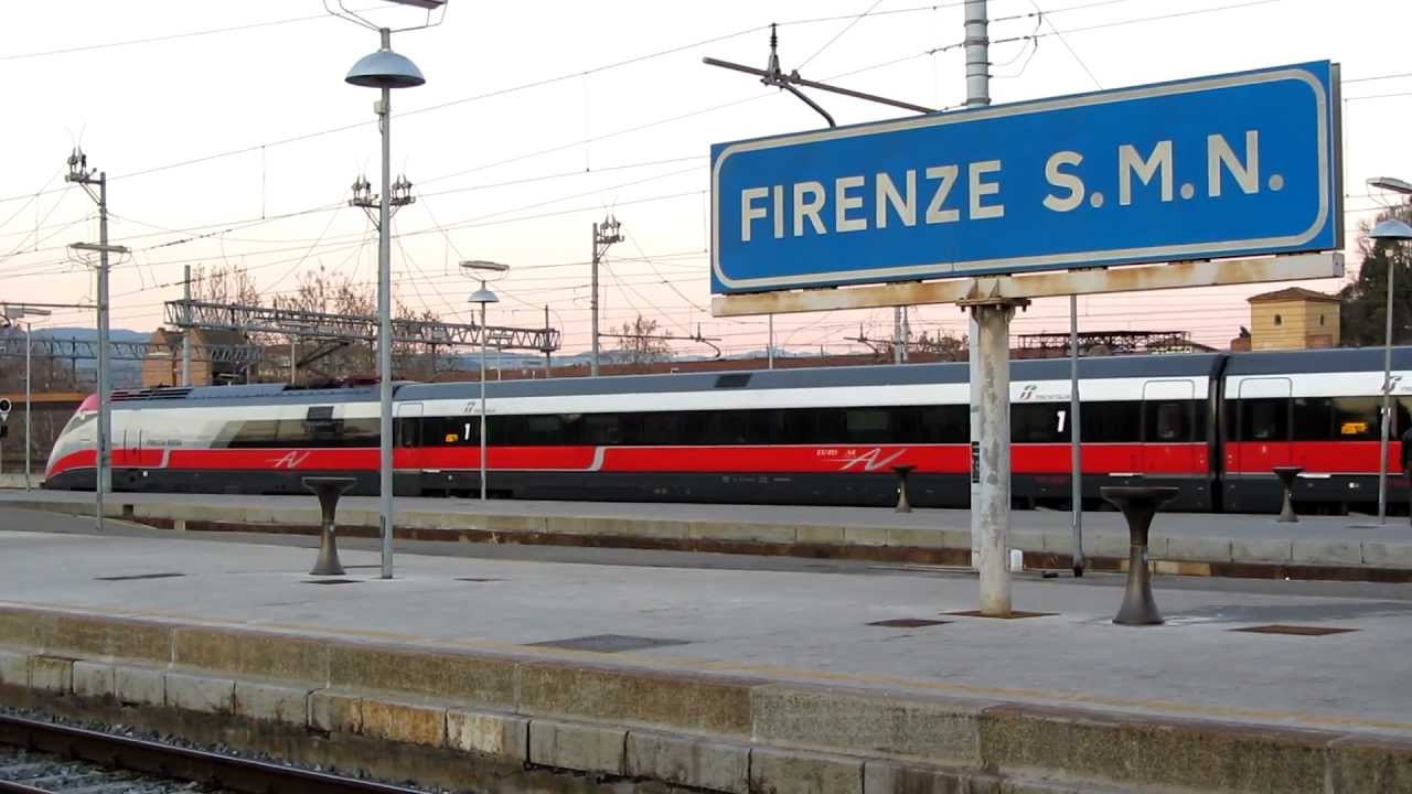 I media sui rom alla stazione di Firenze. Assente la loro voce