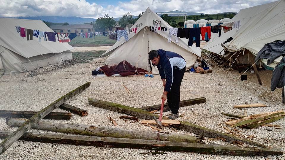 Grecia, non solo Idomeni. Un blog per raccontare il campo di Katsika