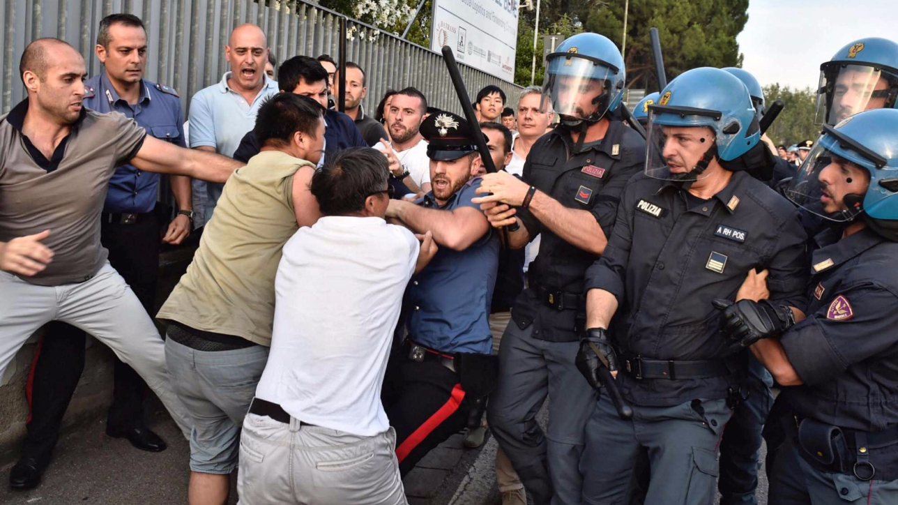 Le tensioni che vedono protagonista la comunità cinese di Sesto Fiorentino sulla stampa