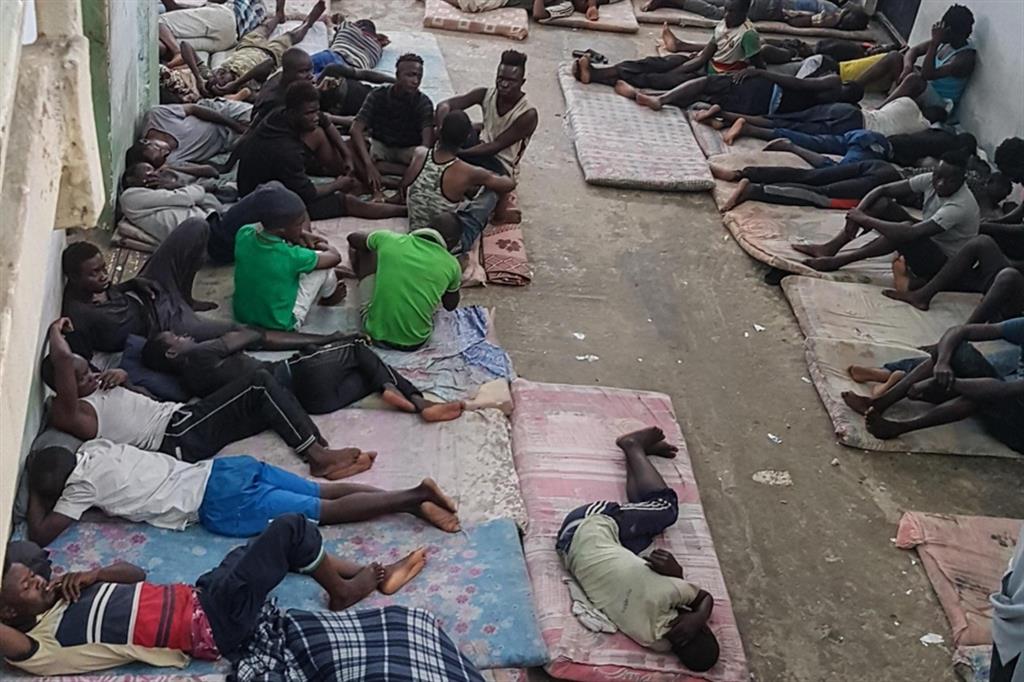 Libia. Inferno Tripoli, il report Onu documenta la violenza senza fine sui migranti