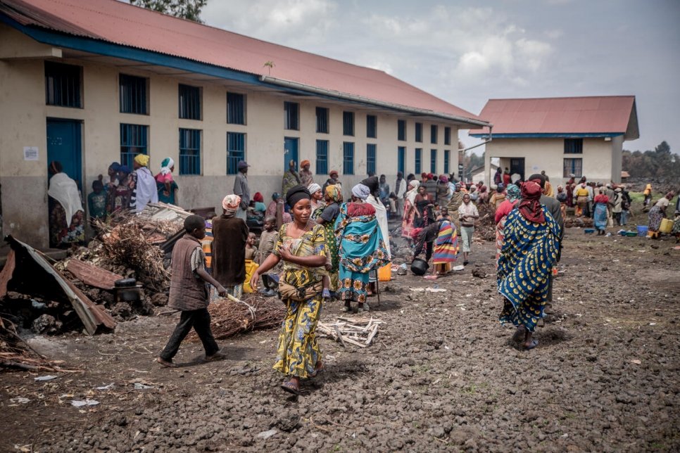 UNHCR: esodi forzati in aumento nella prima metà del 2021 a causa di conflitti, violenze e cambiamenti climatici